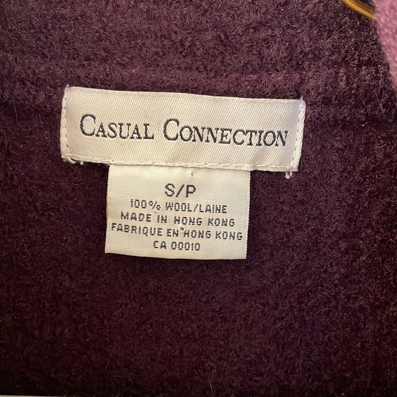 Casual Connection 100% Wool Plum zip sweater jacket coat. Size Small. - Picture 2 of 9